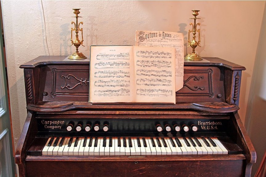 Used Piano
