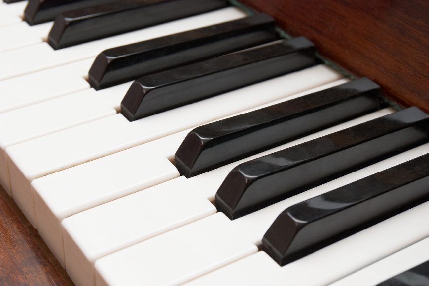 wireless piano player